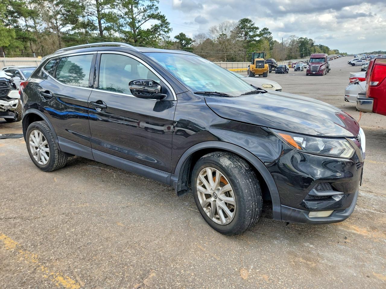2022 Niss Rogue Sport Sv - Image 4