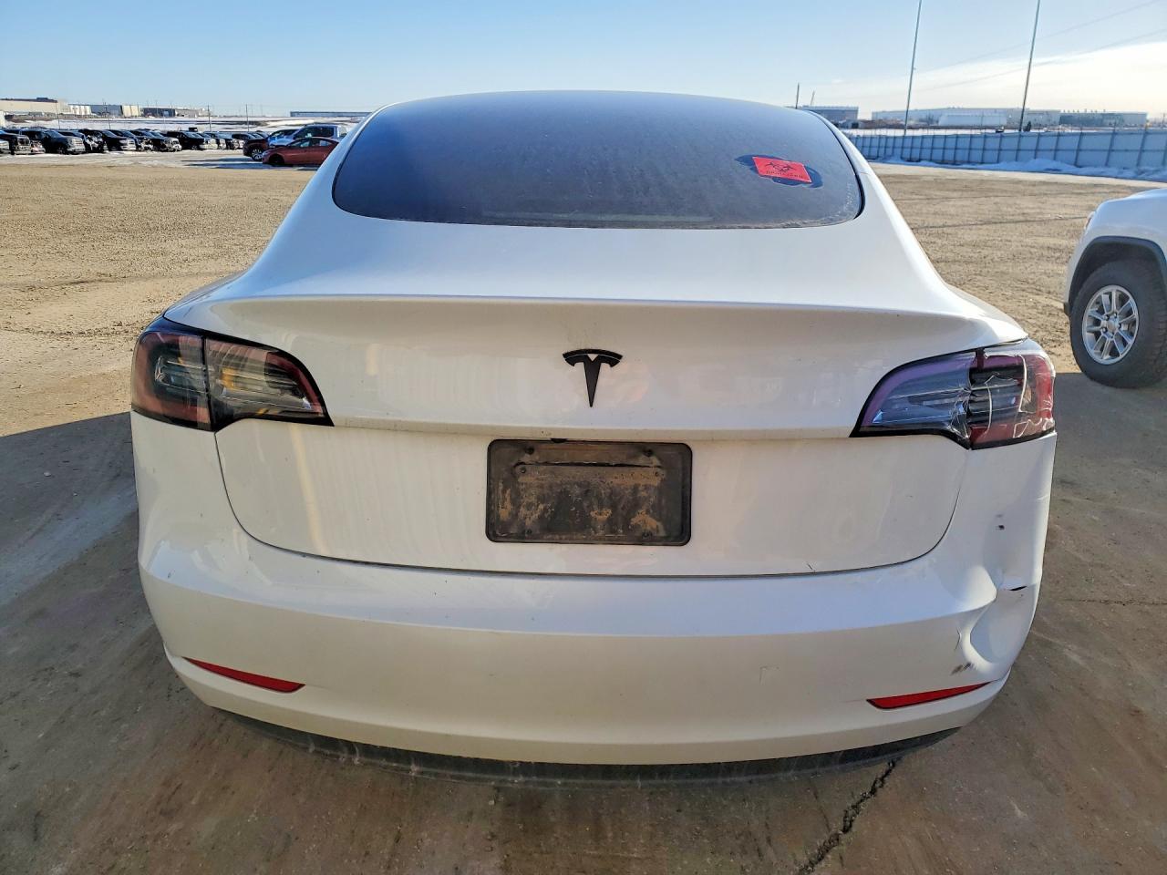 2023 Tesla Model 3 - Image 6