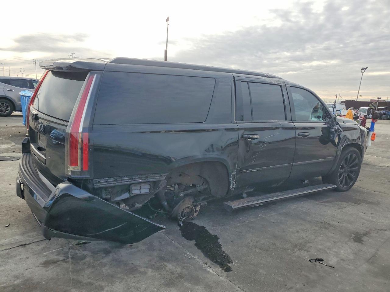 2019 Cadillac Escalade Esv Platinum - Фото 3
