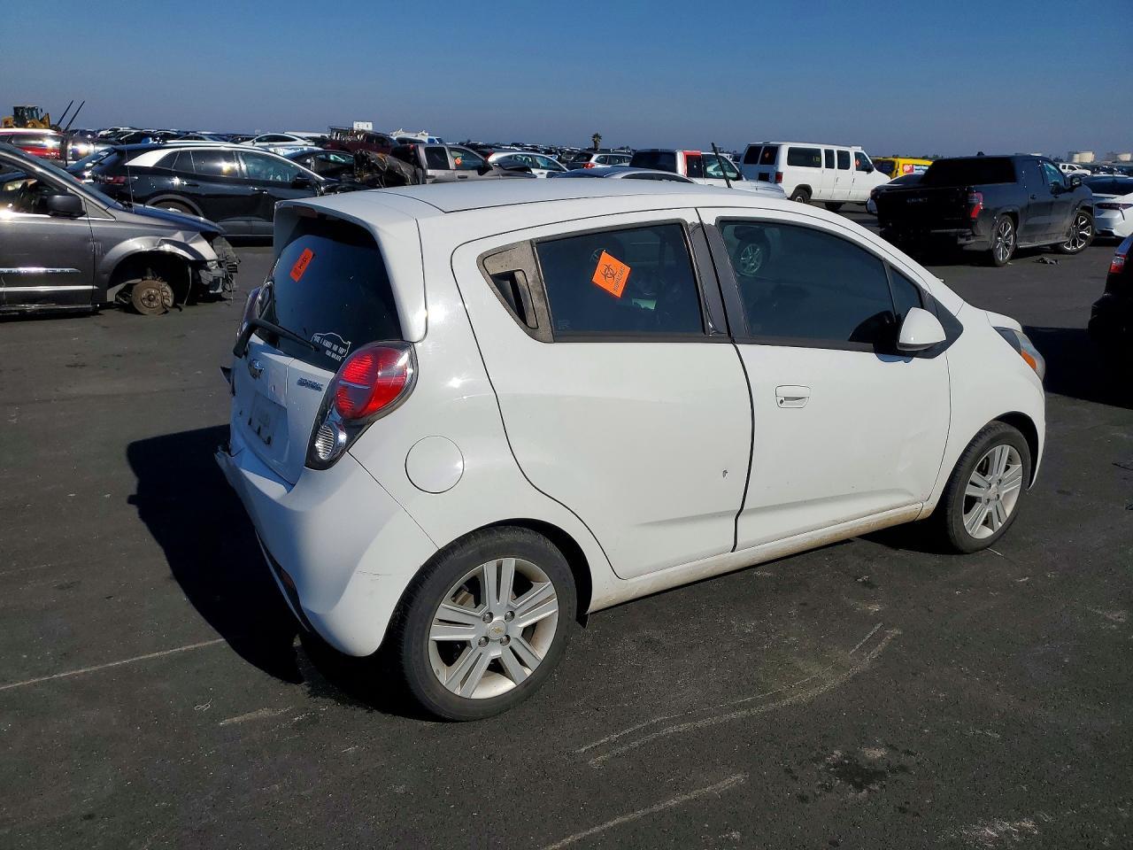 2014 Chevrolet Spark Ls - Фото 3