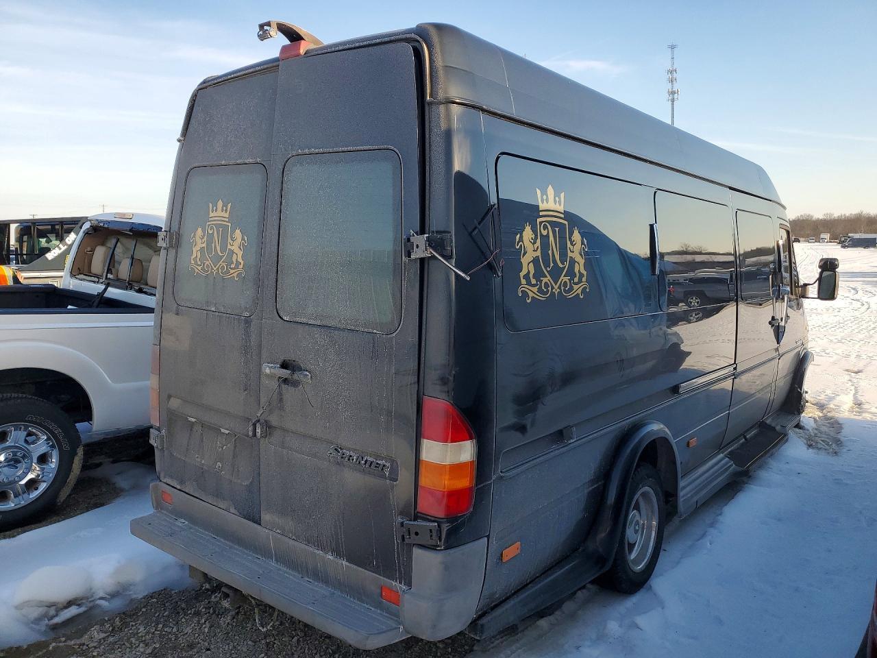 2005 Sprinter 3500 Sprinter - Image 3