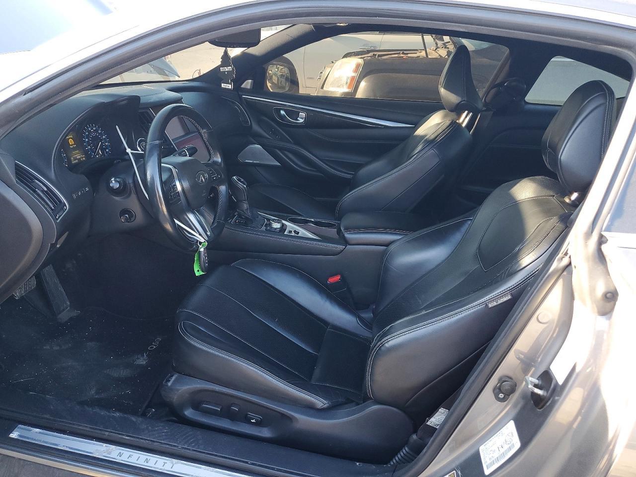 2017 Infiniti Q60 Premium - Image 7