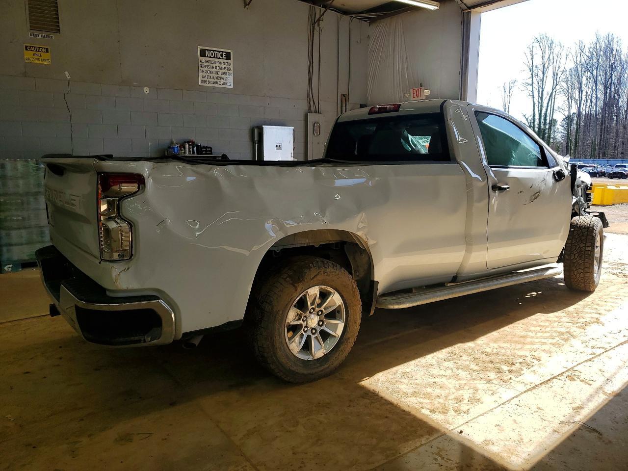 2023 Chevrolet Silverado C1500 - Image 3