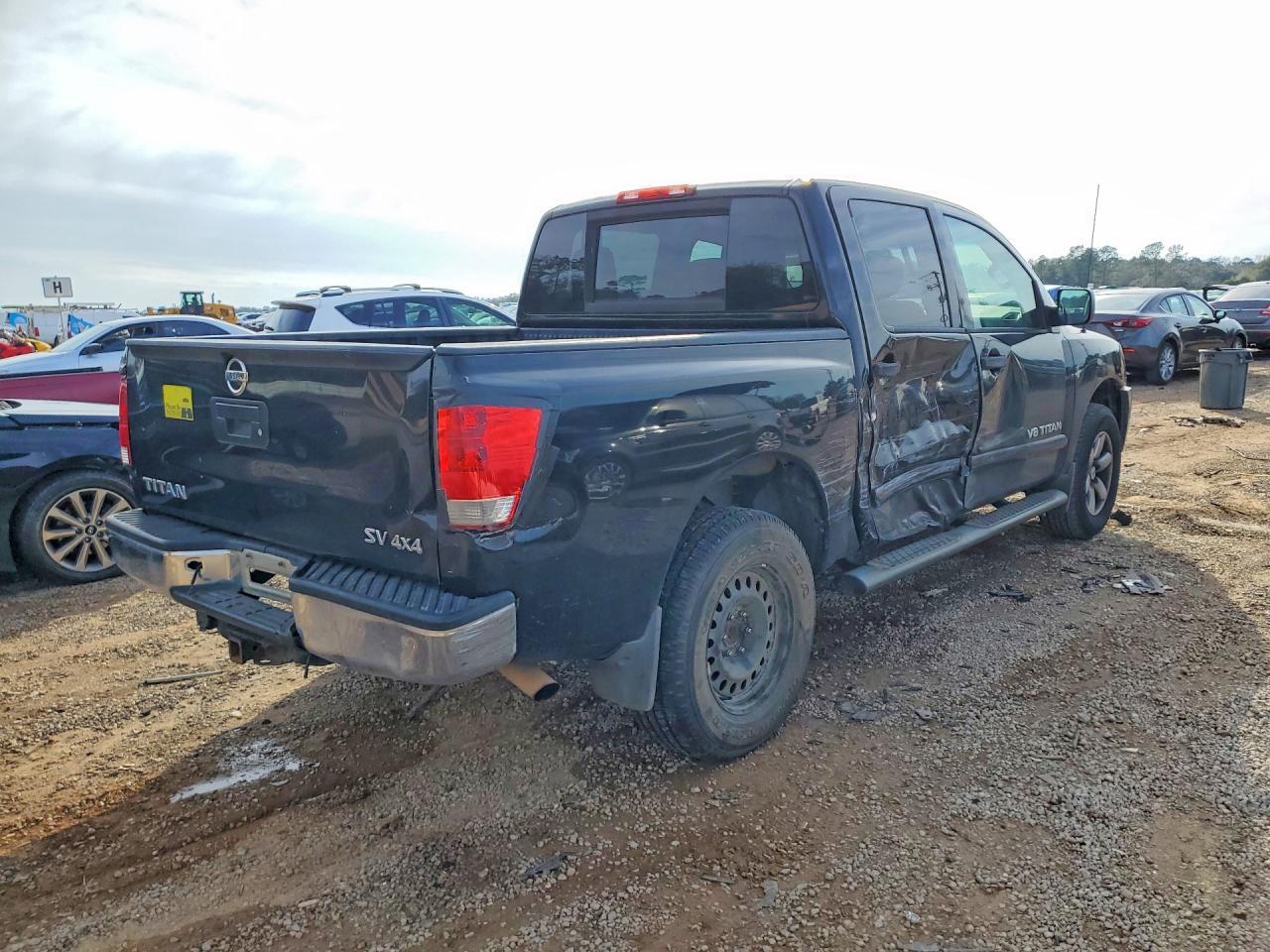 2013 Nissan Titan S - Фото 3