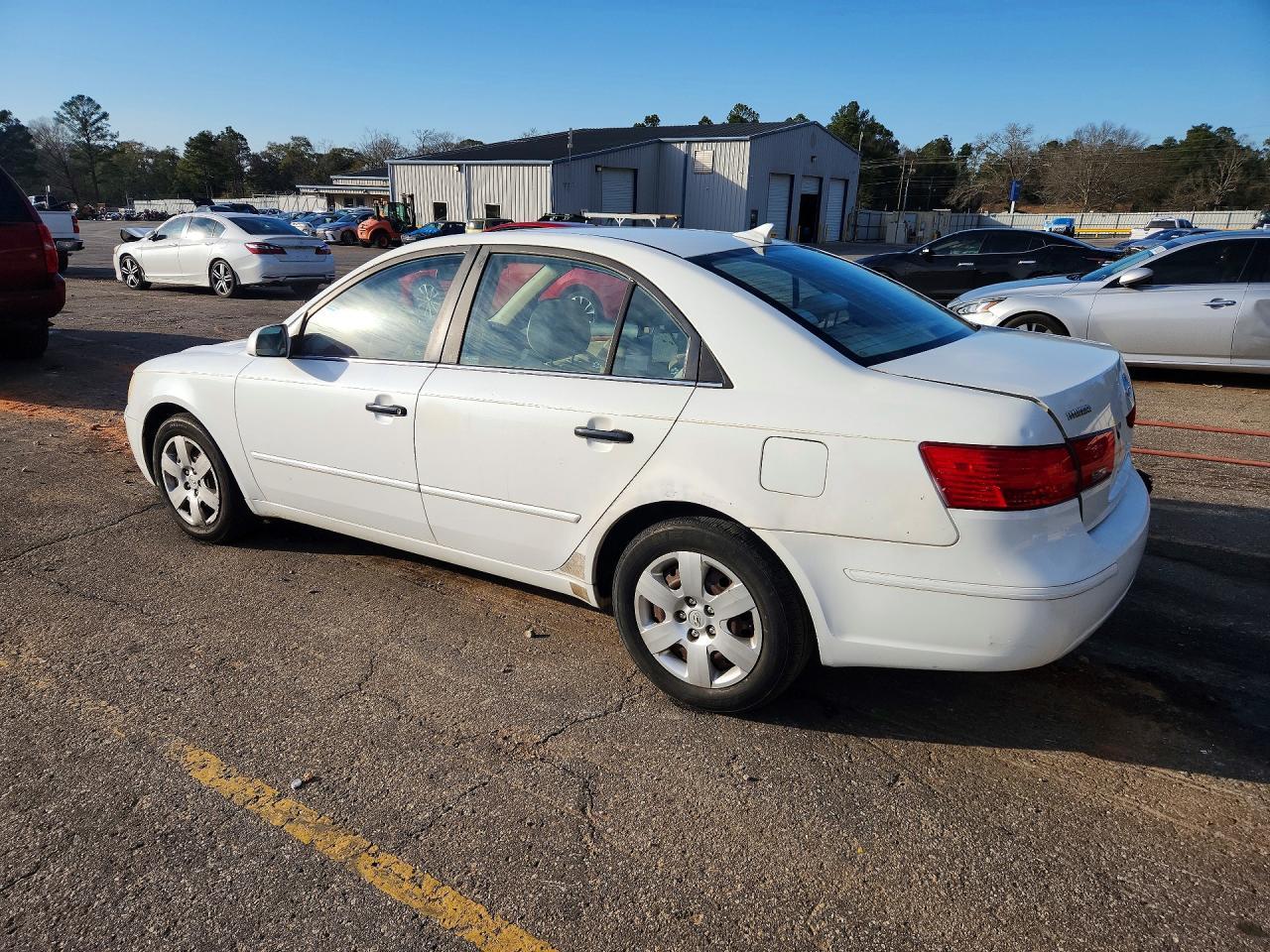 2009 Hyundai Sonata Gls - Image 2