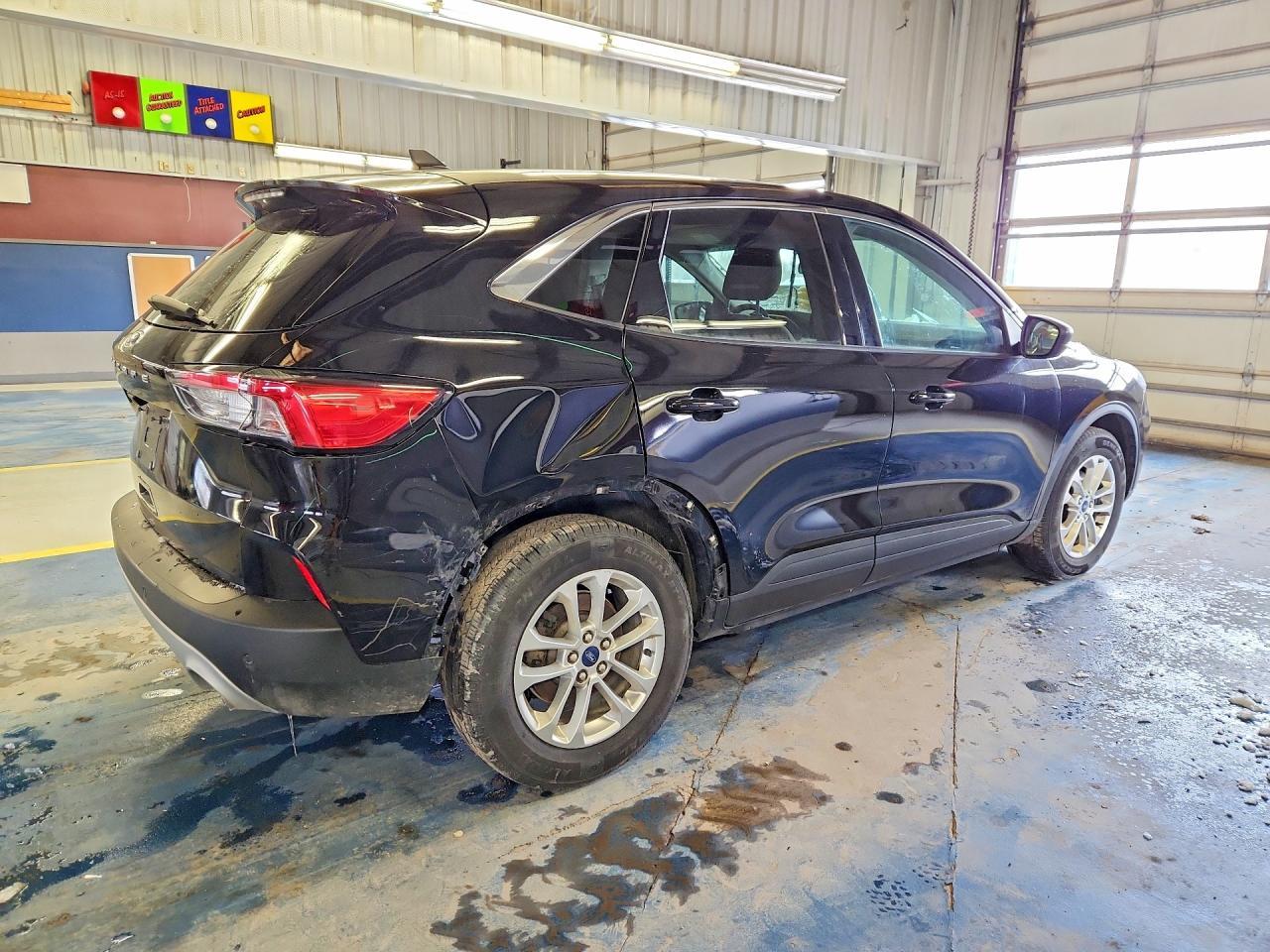 2022 Ford Escape Se - Фото 3