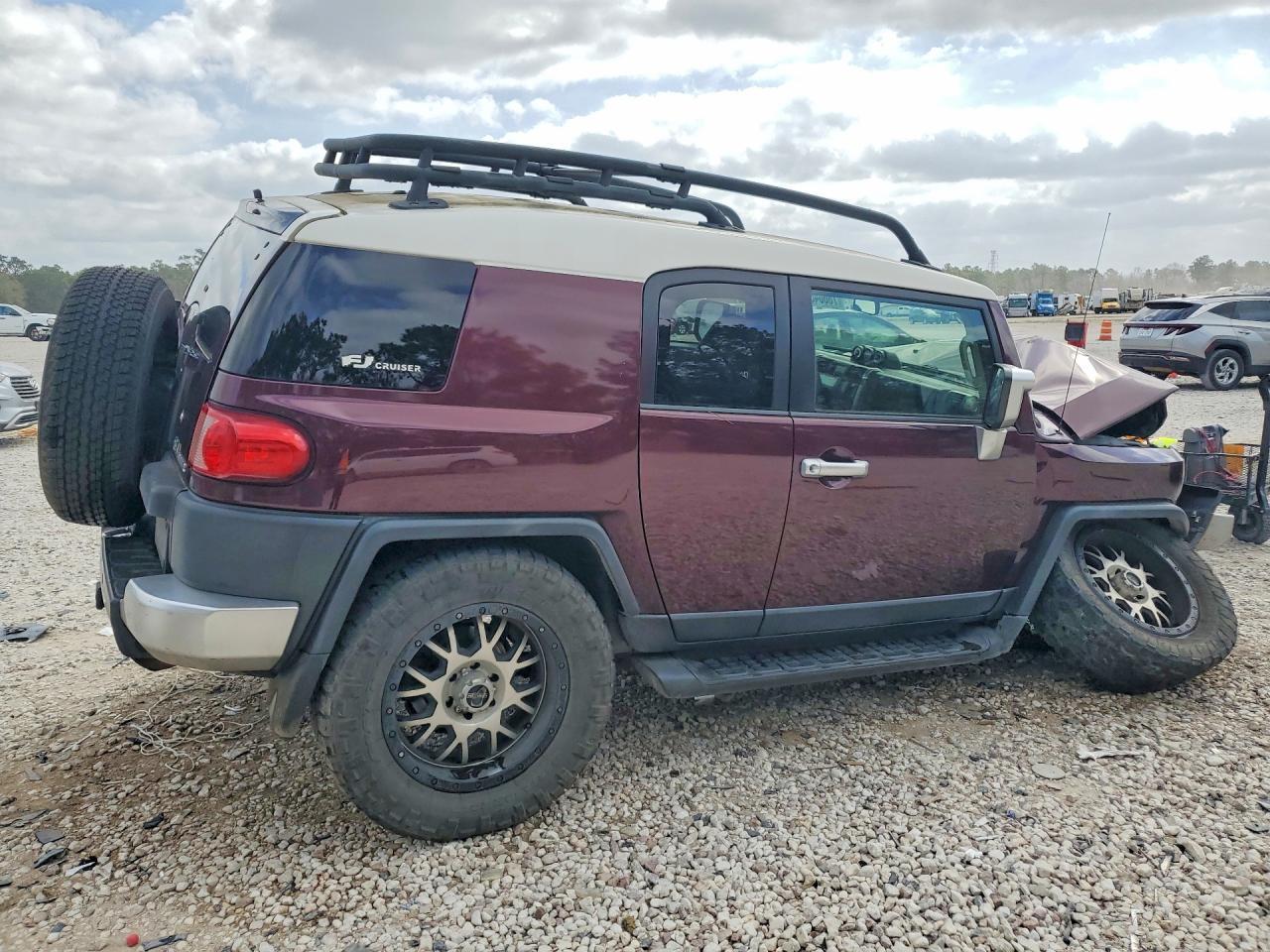 2007 Toyota Fj Cruiser Base - Image 3