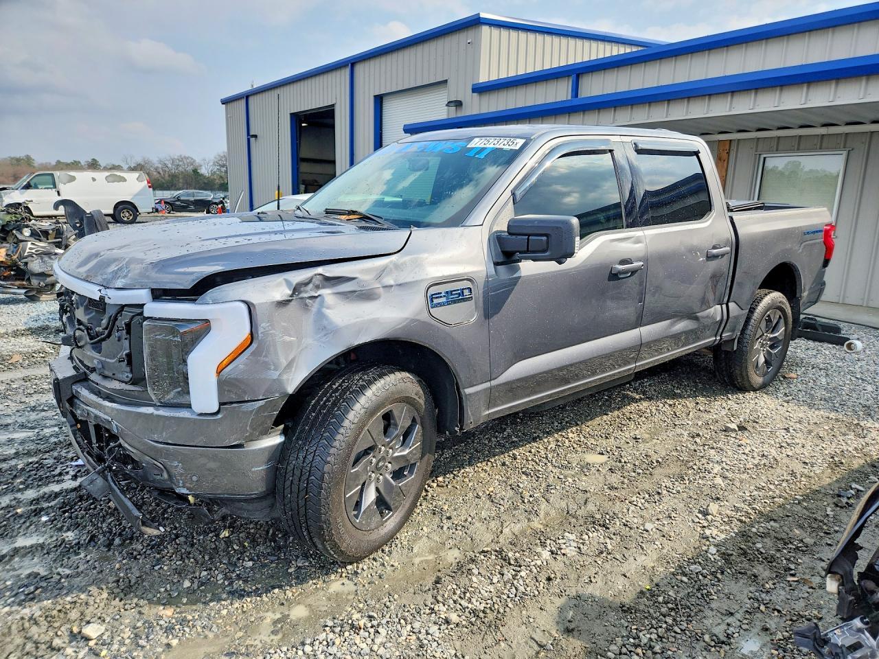 2025 Ford F150 Lightning Xlt