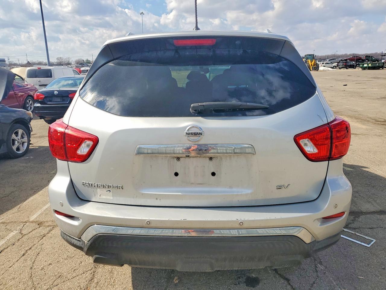 2018 Nissan Pathfinder Sv - Image 6