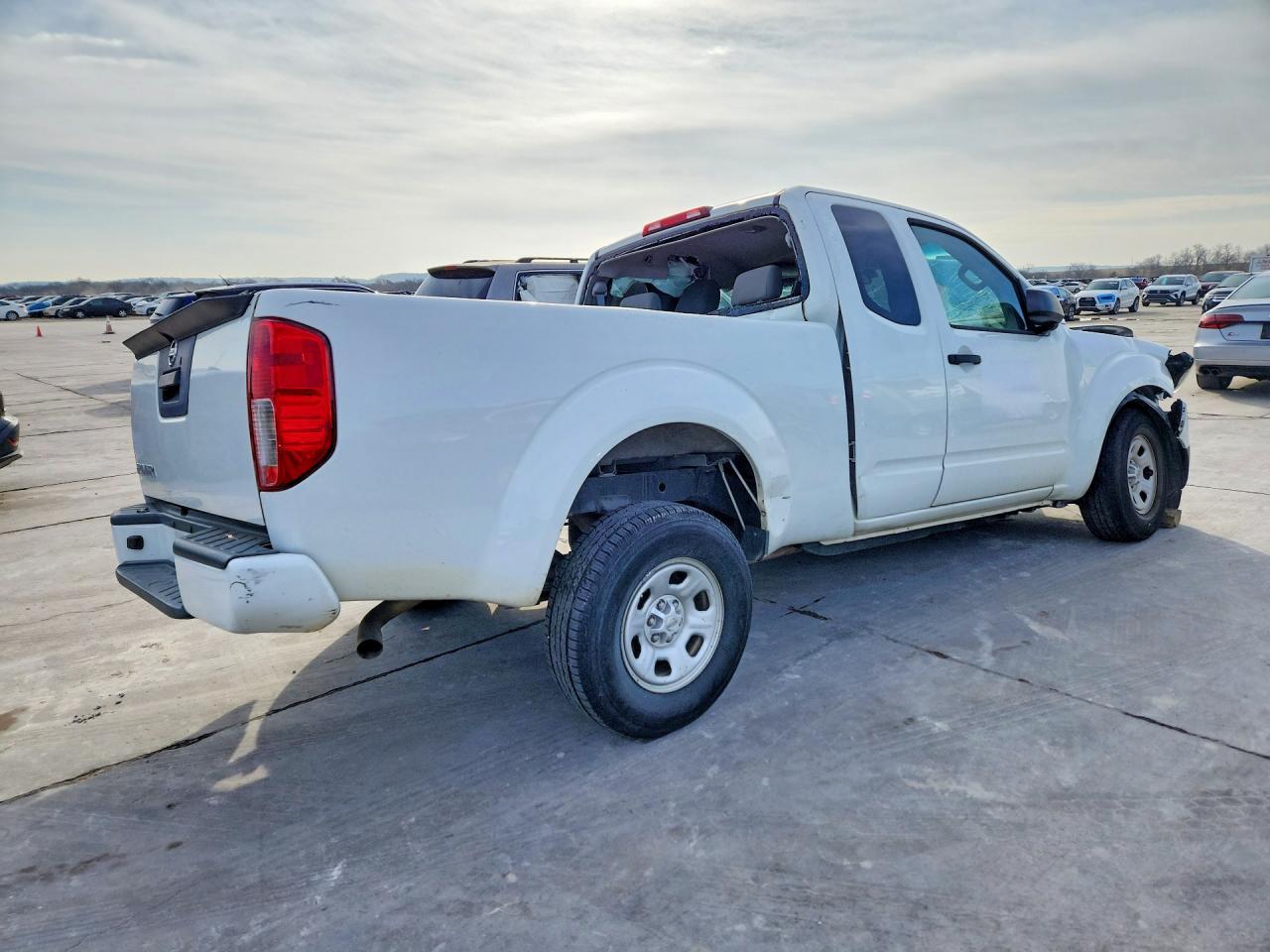 2019 Nissan Frontier S - Image 3