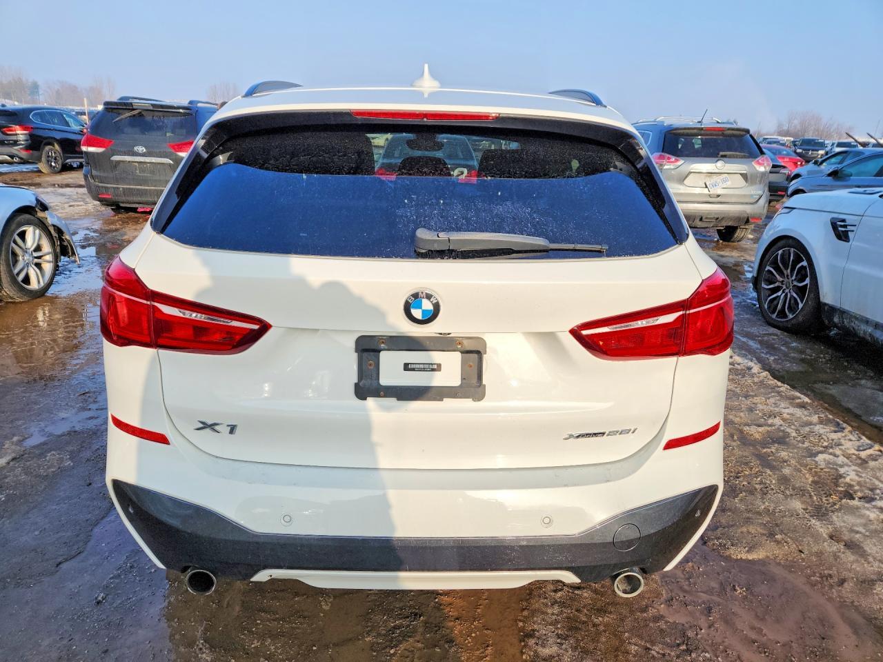 2018 BMW X1 xDrive28I - Фото 6