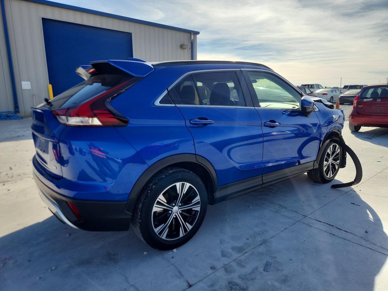 2022 Mitsubishi Eclipse Cross Se - Фото 3