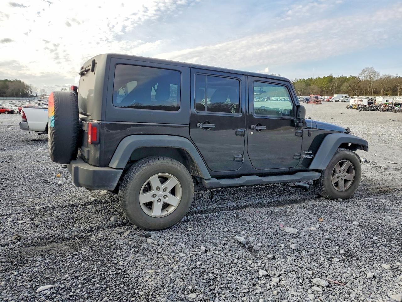 2015 Jeep Wrangler Unlimited Sport - Image 3