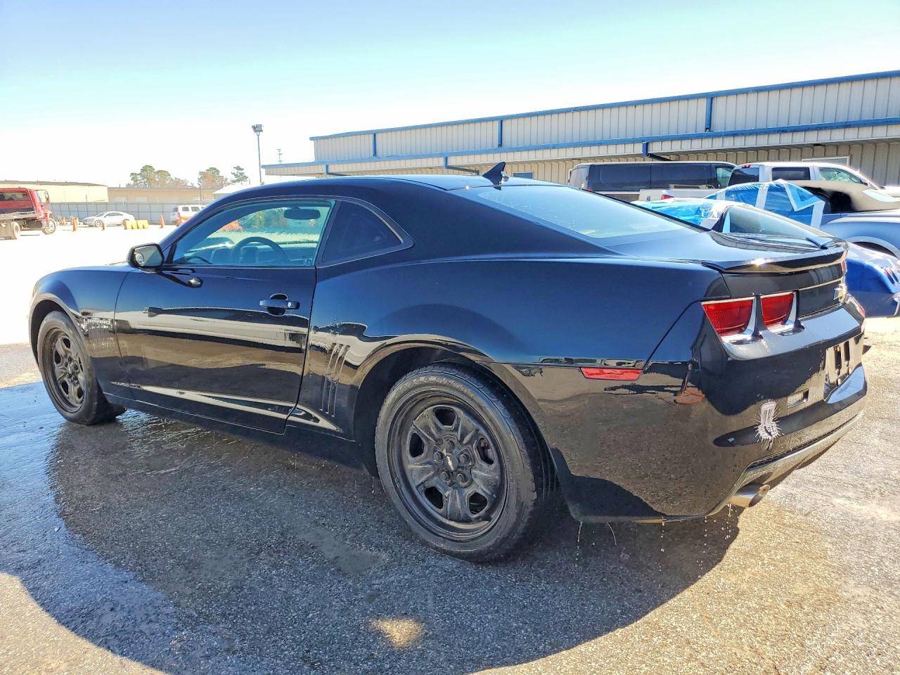 2013 Chevrolet Camaro Ls - Image 2