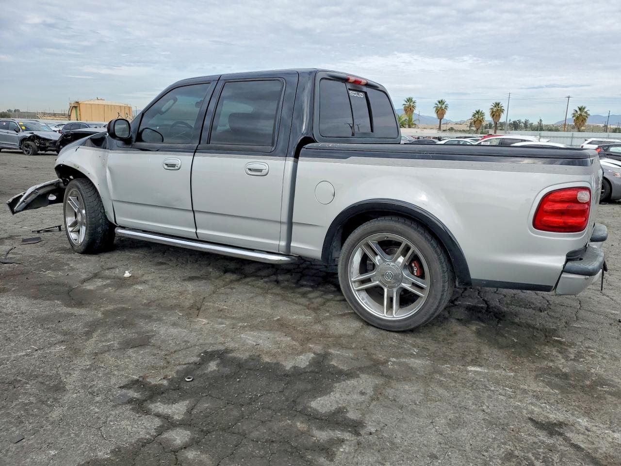 2003 Ford F150 Supercrew Harley Davidson - Фото 2