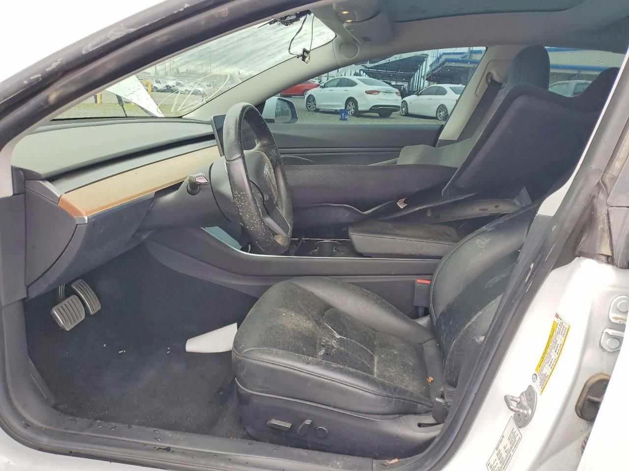2019 Tesla Model 3 - Фото 7