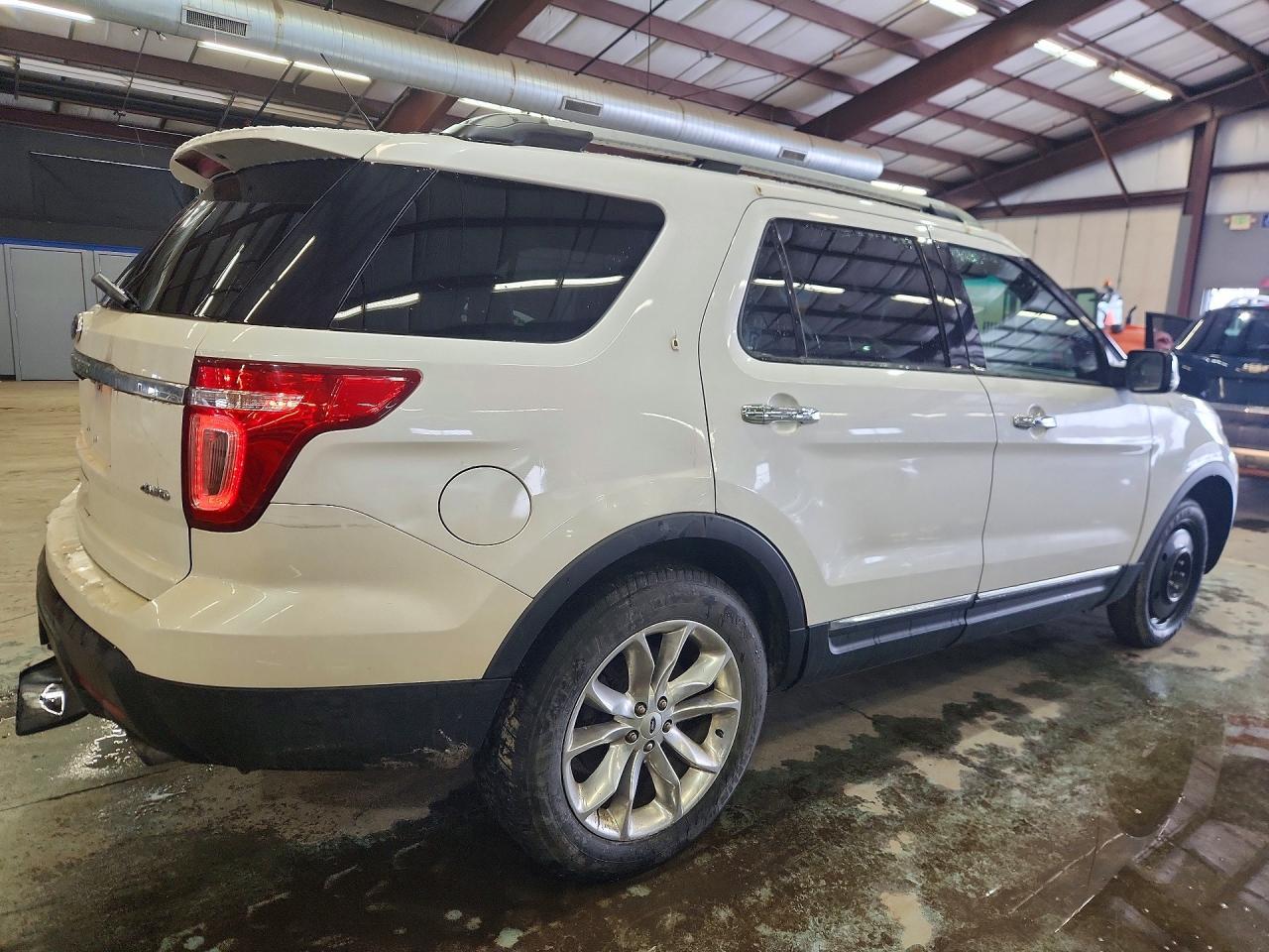 2014 Ford Explorer Xlt - Фото 3