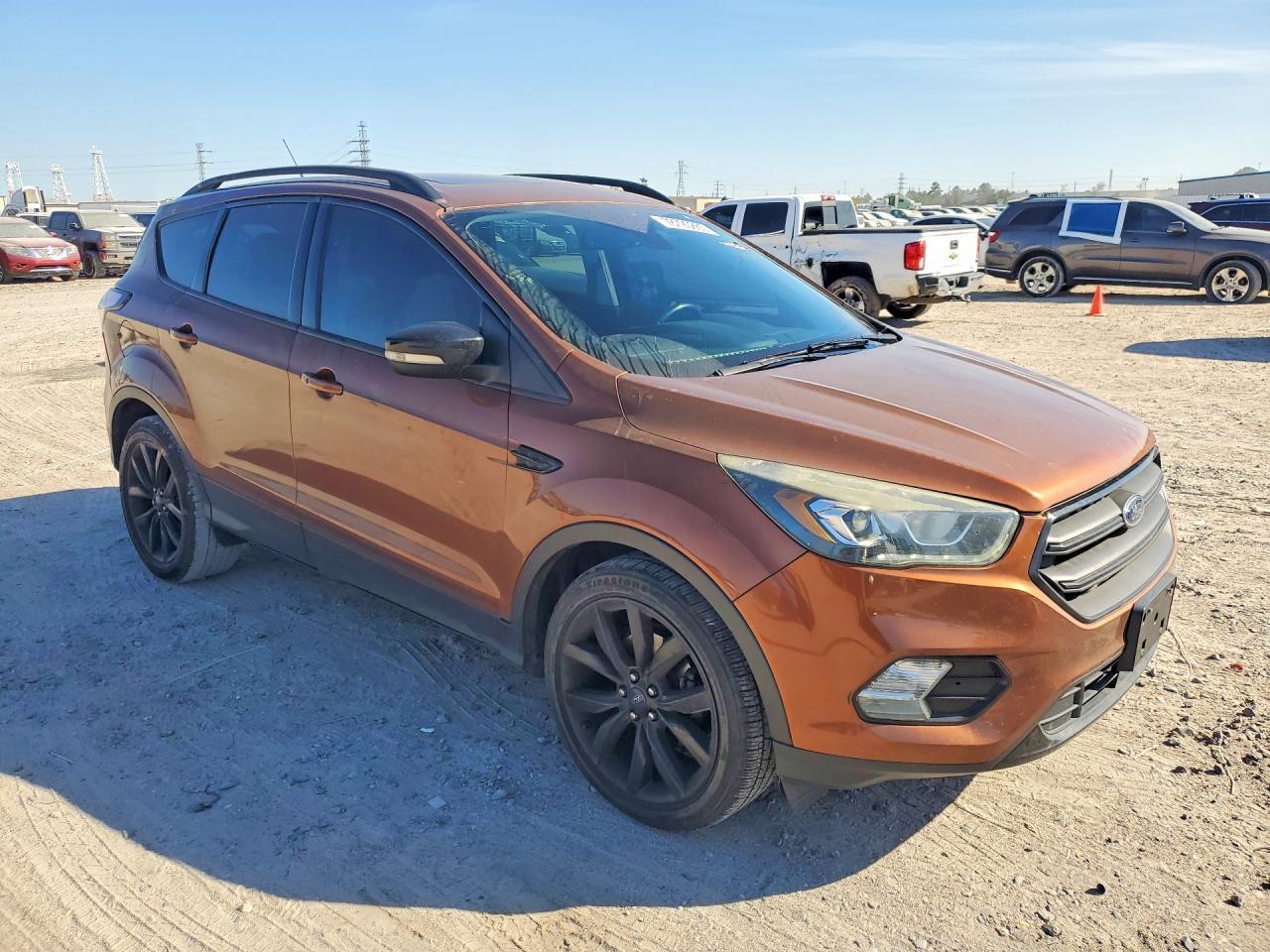 2017 Ford Escape Titanium - Фото 4