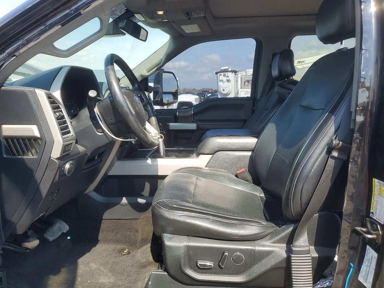 2017 Ford F350 Super Duty - Фото 7