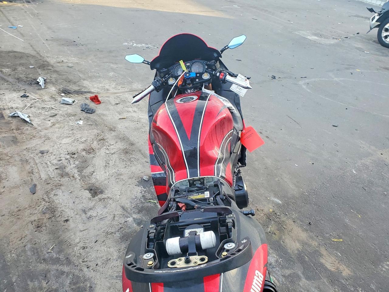 2006 Suzuki Gsx1300 R - Фото 6