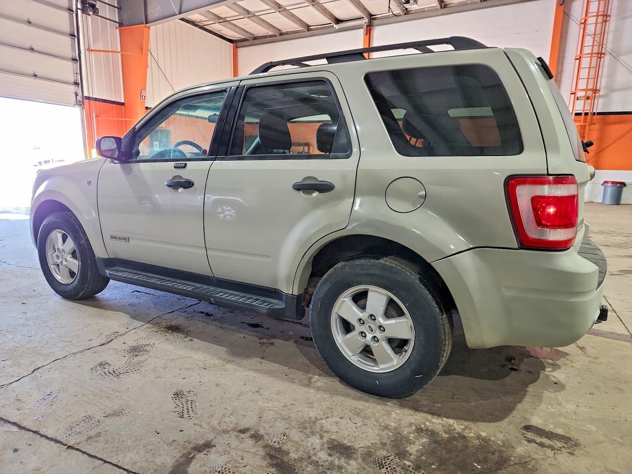 2008 Ford Escape Xlt - Фото 2
