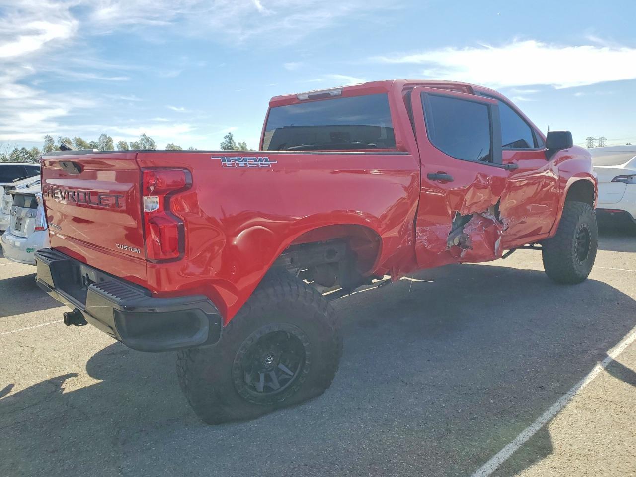 2019 Chevrolet Silverado K1500 Trail Boss Custom - Фото 3