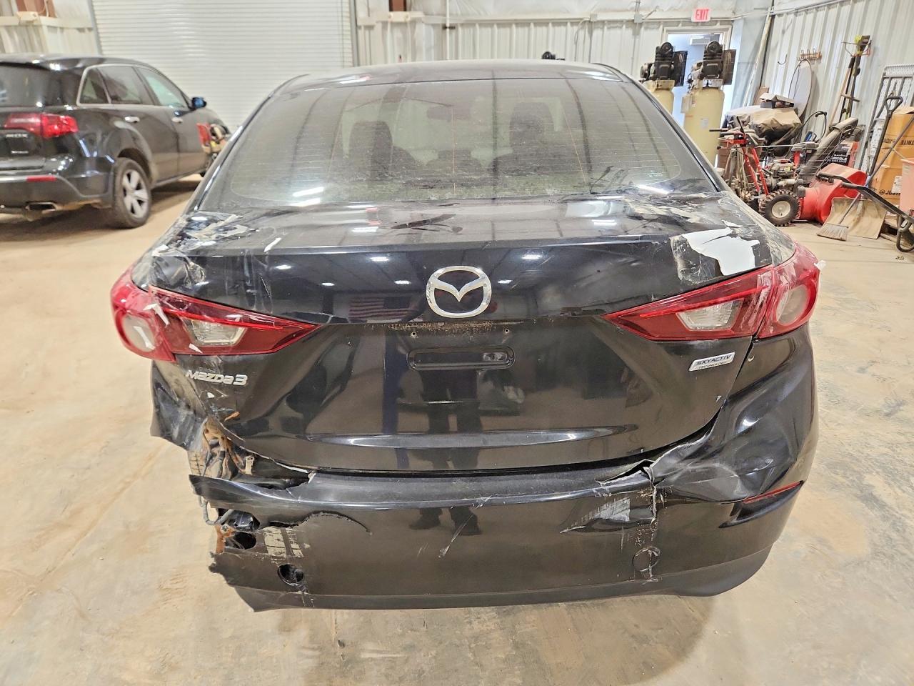2017 Mazda 3 Touring - Image 6
