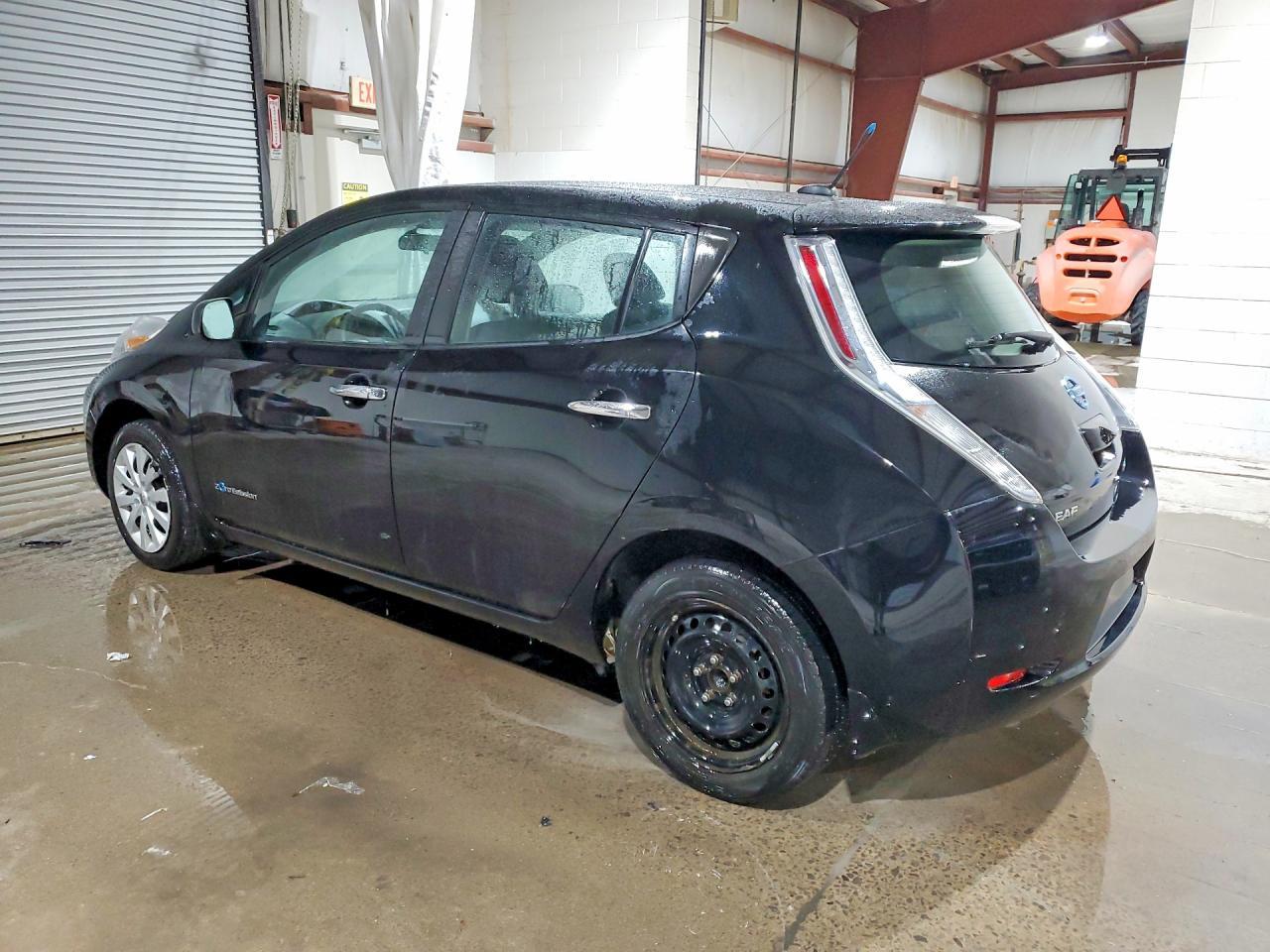 2013 Nissan Leaf S - Фото 2