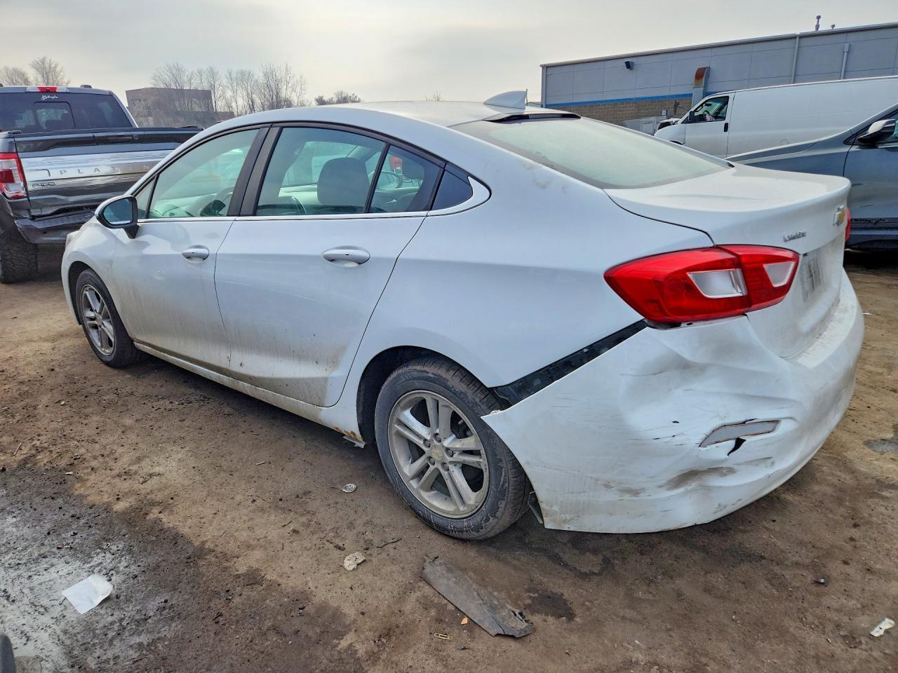 2016 Chevrolet Cruze Lt - Фото 2