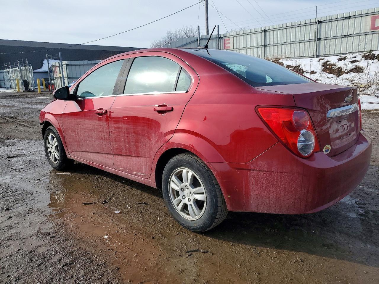 2013 Chevrolet Sonic Lt - Image 2