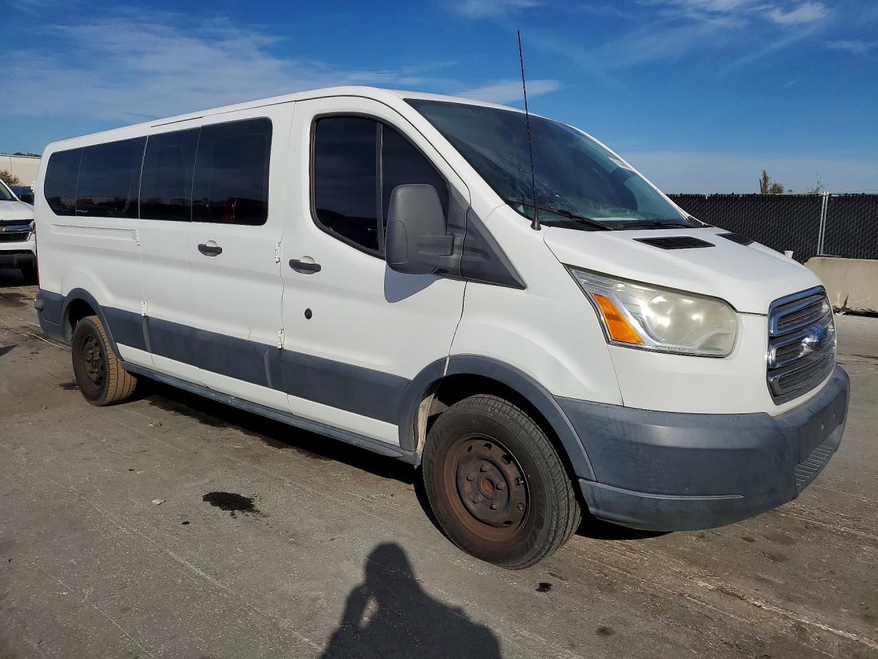 2017 Ford Transit T-350 - Image 4