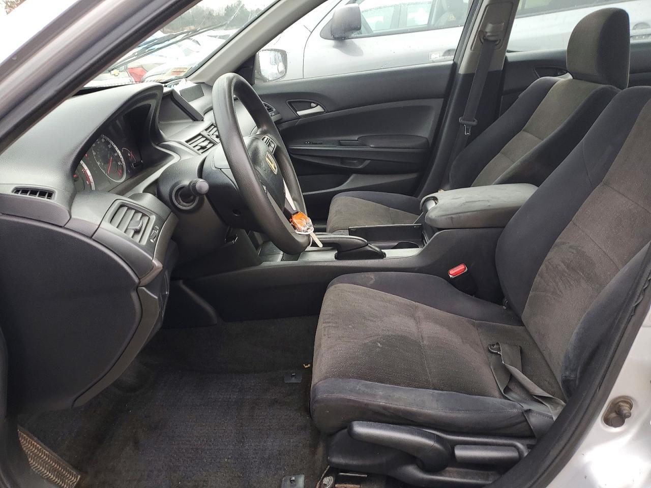 2009 Honda Accord Lx - Image 7