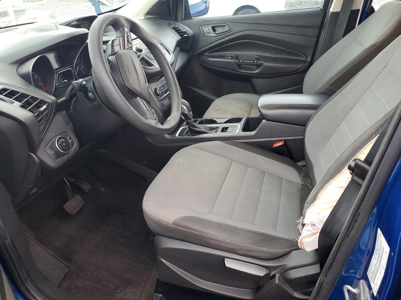 2017 Ford Escape S - Фото 7
