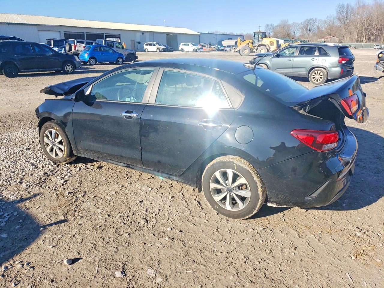 2023 Kia Rio S - Фото 2