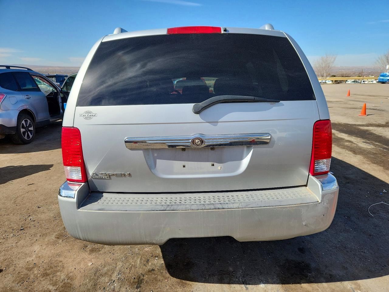 2008 Chrysler Aspen Limited - Фото 6