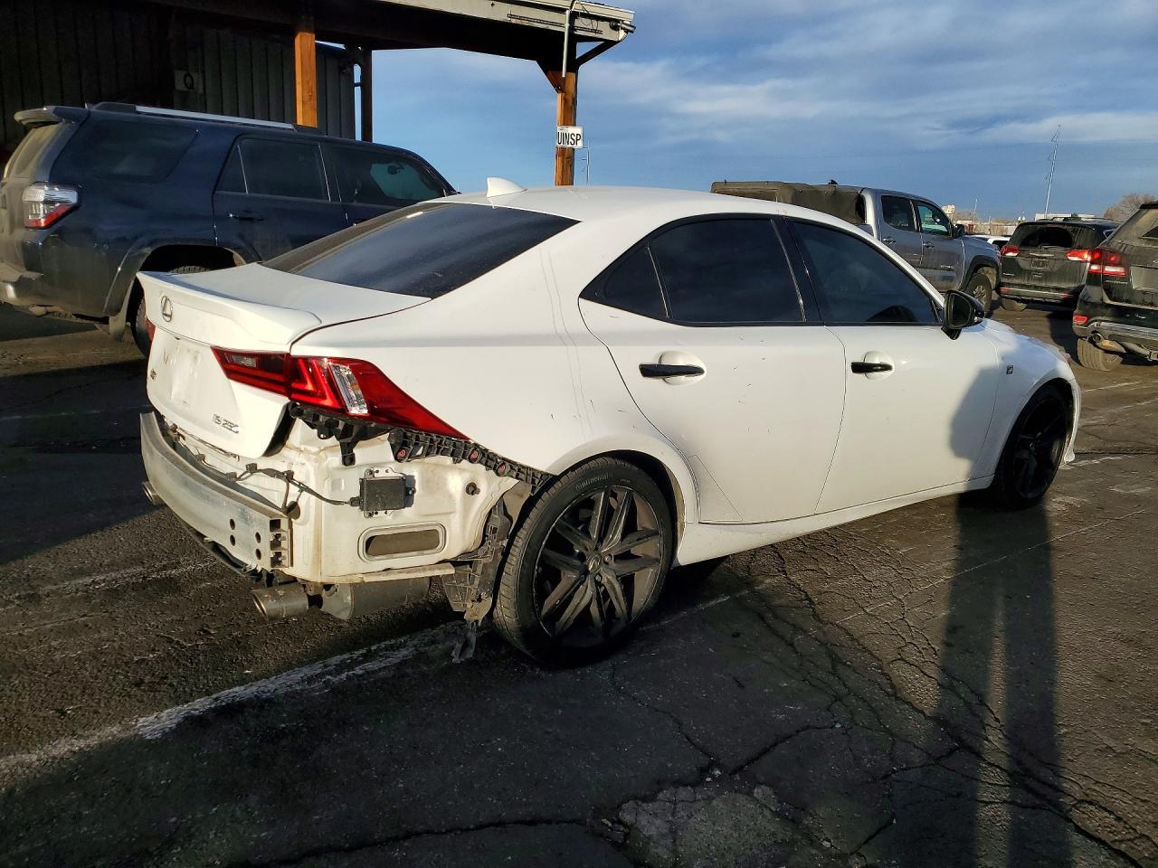 2015 Lexus Is 250 - Image 3