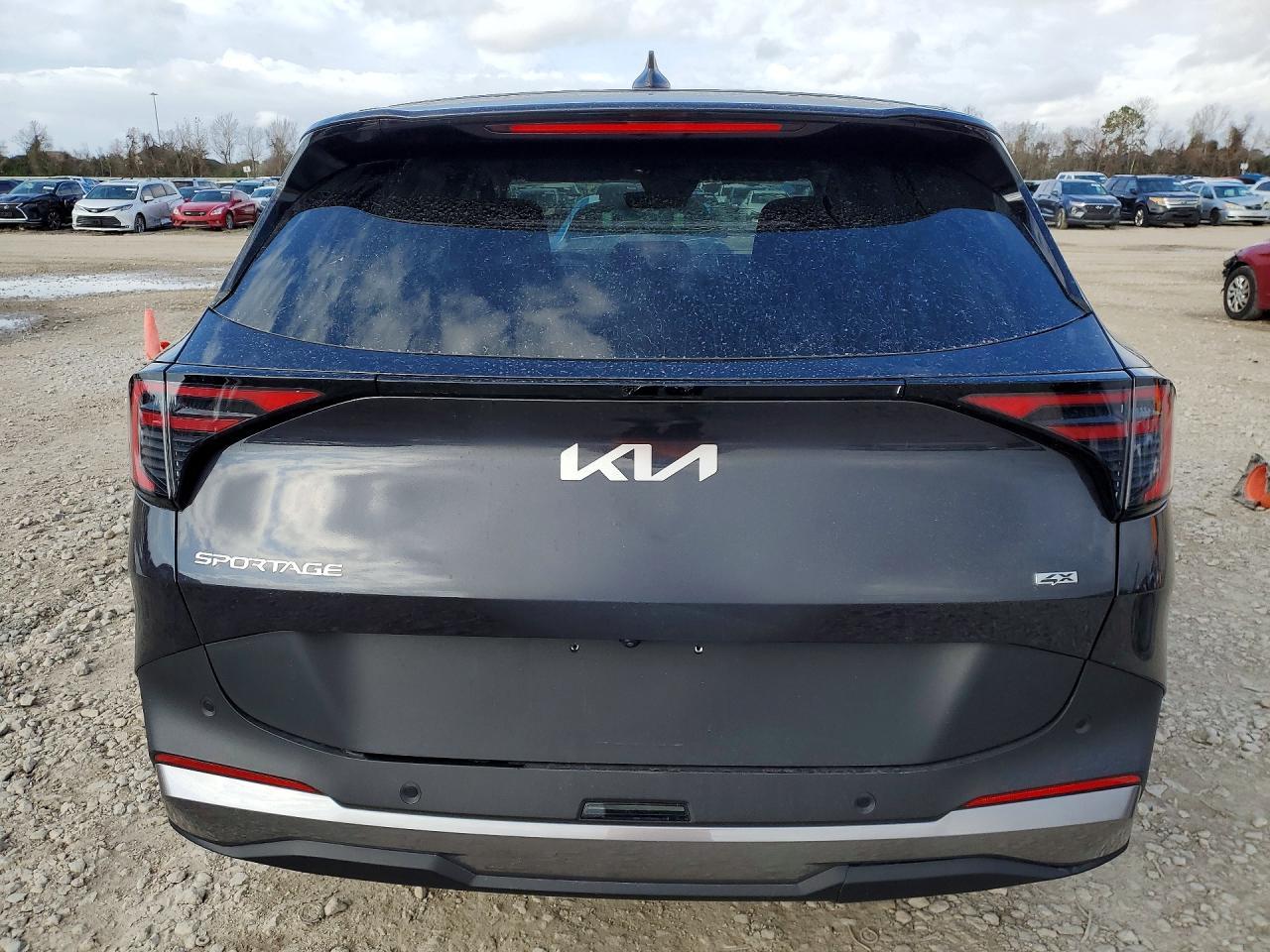 2026 Kia Sportage Lx - Image 6