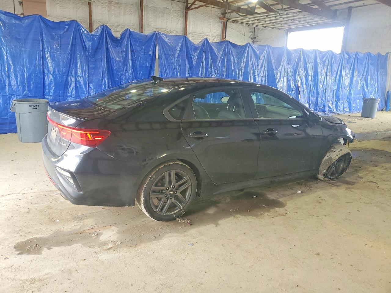 2021 Kia Forte Gt-Line - Фото 3