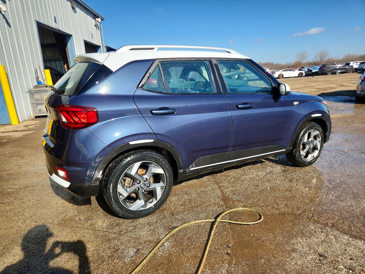 2021 Hyundai Venue Denim - Фото 3