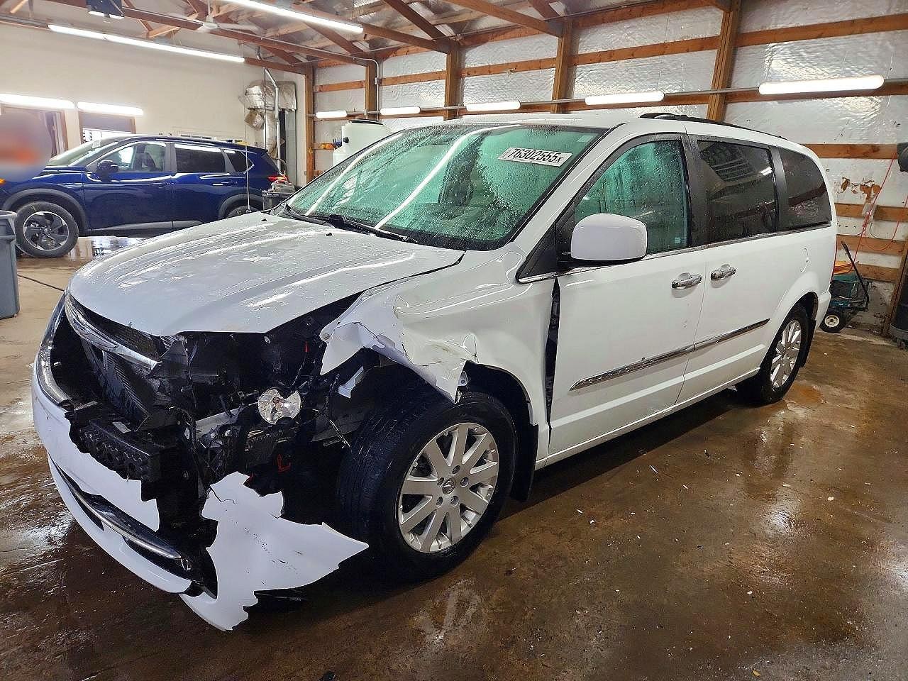 2016 Chrysler Town & Country