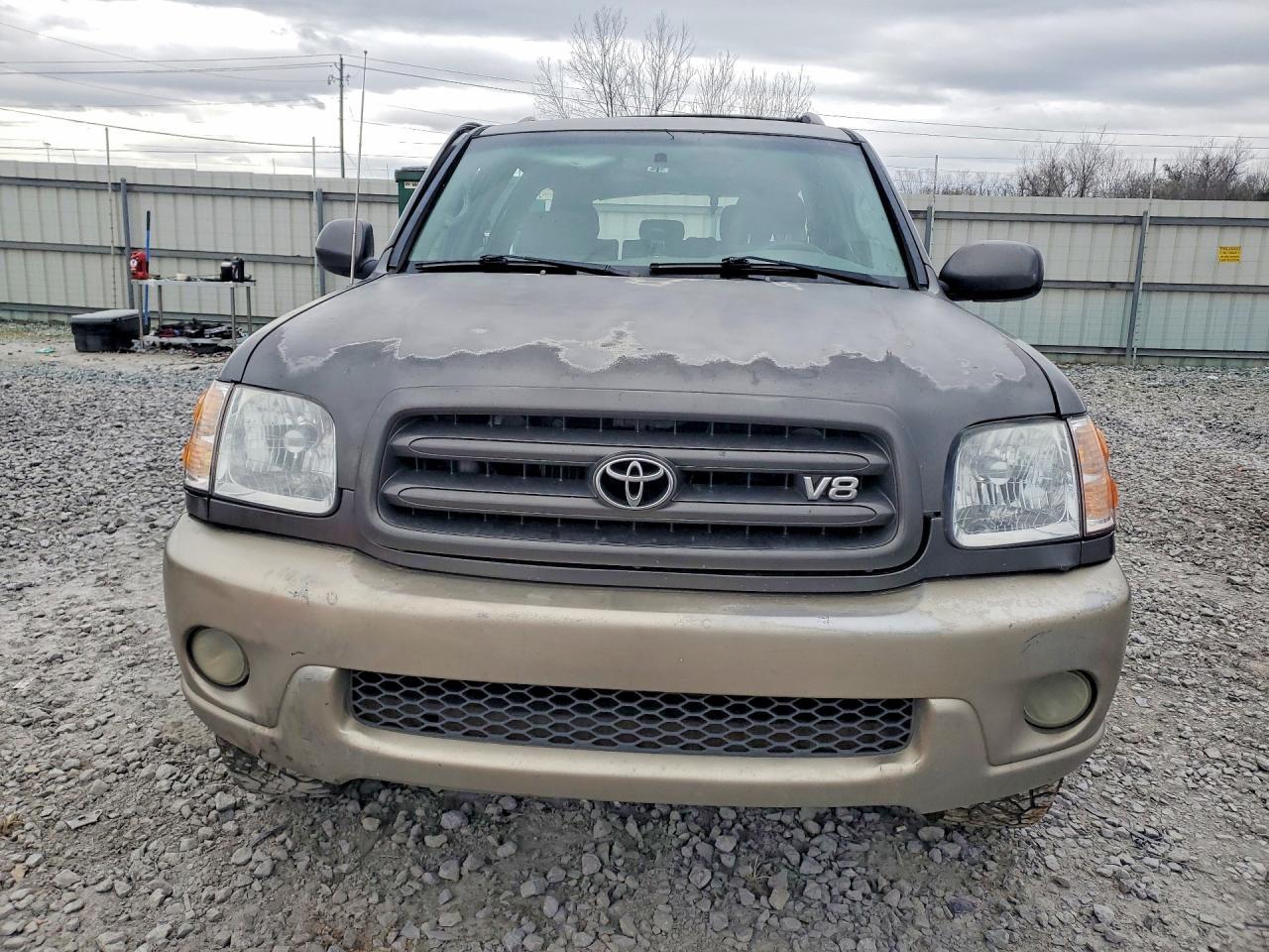 2003 Toyota Sequoia Sr5 - Image 5