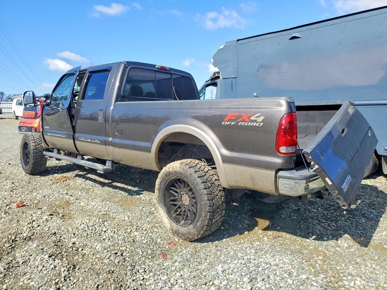 2006 Ford F350 Srw Super Duty - Фото 2
