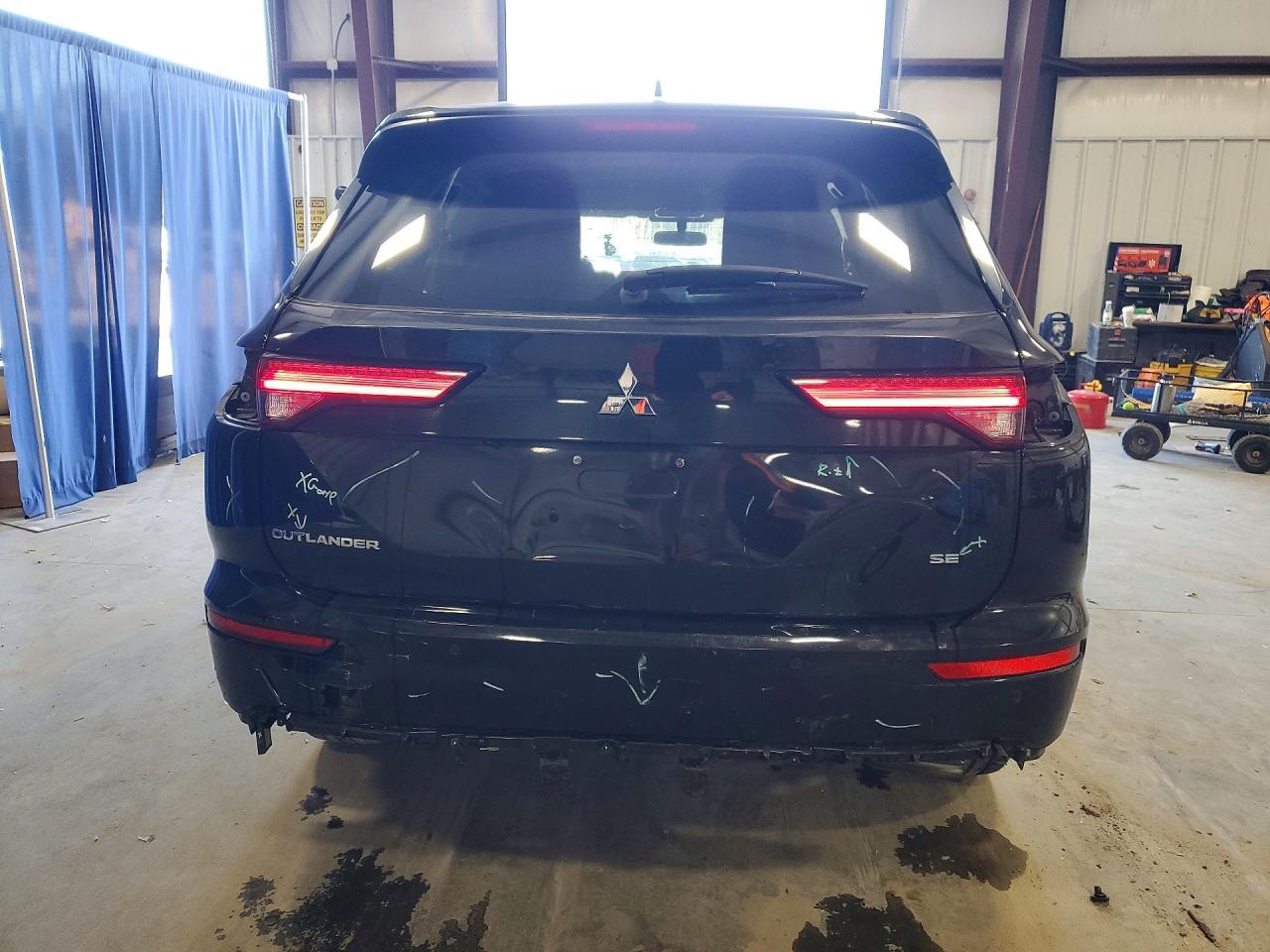 2023 Mitsubishi Outlander Se - Фото 6