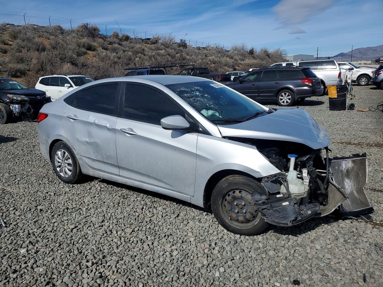 2016 Hyundai Accent Se - Image 4