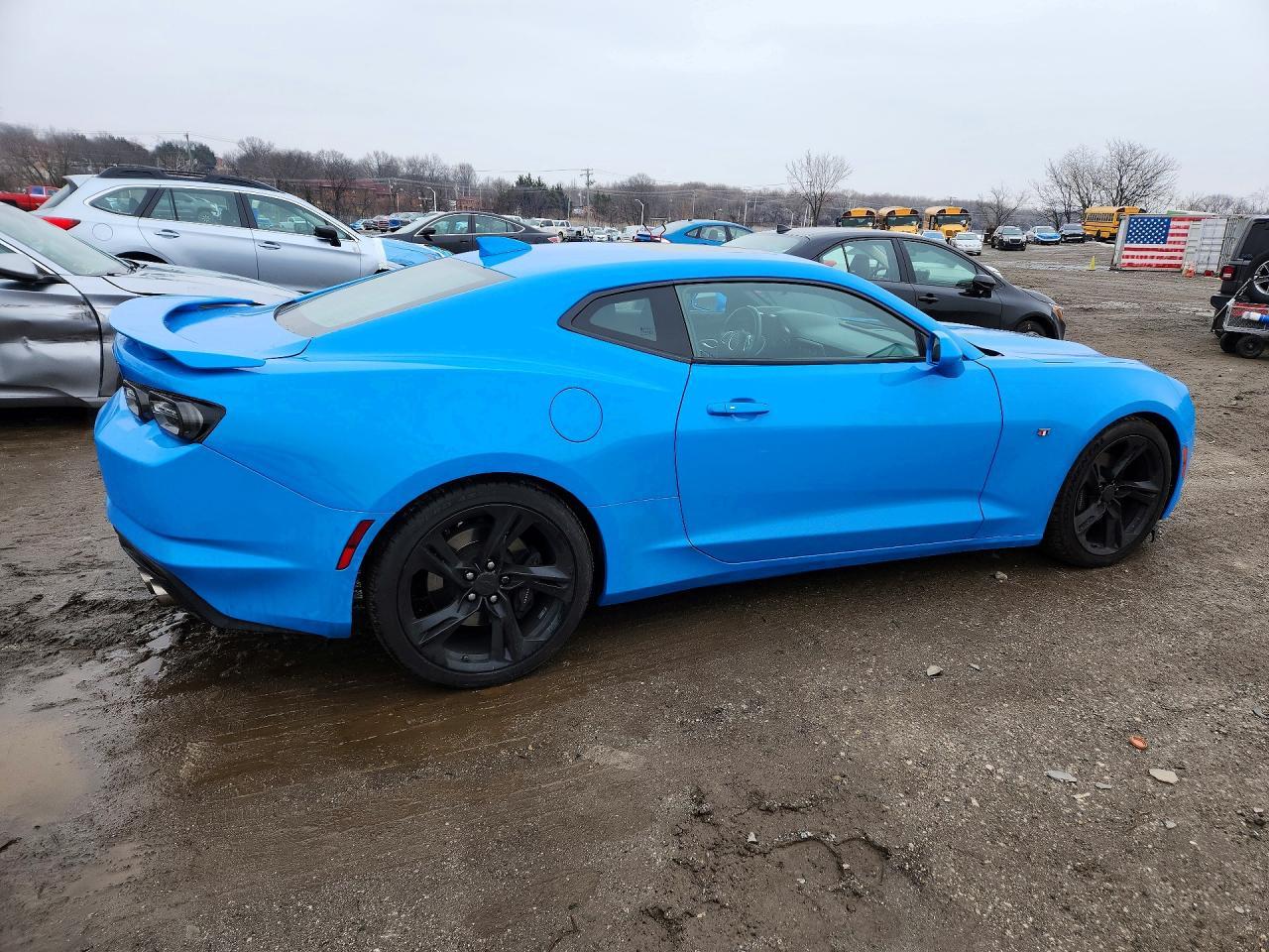 2022 Chevrolet Camaro Lt1 - Фото 3