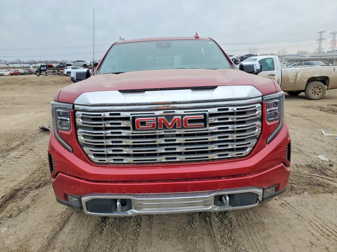 2023 GMC Denali - Image 5