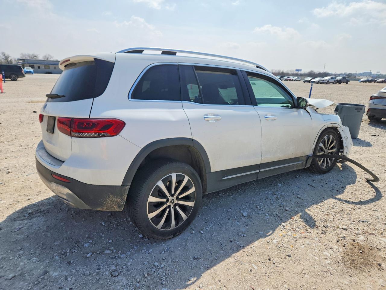 2021 Mercedes-Benz Glb 250 - Фото 3