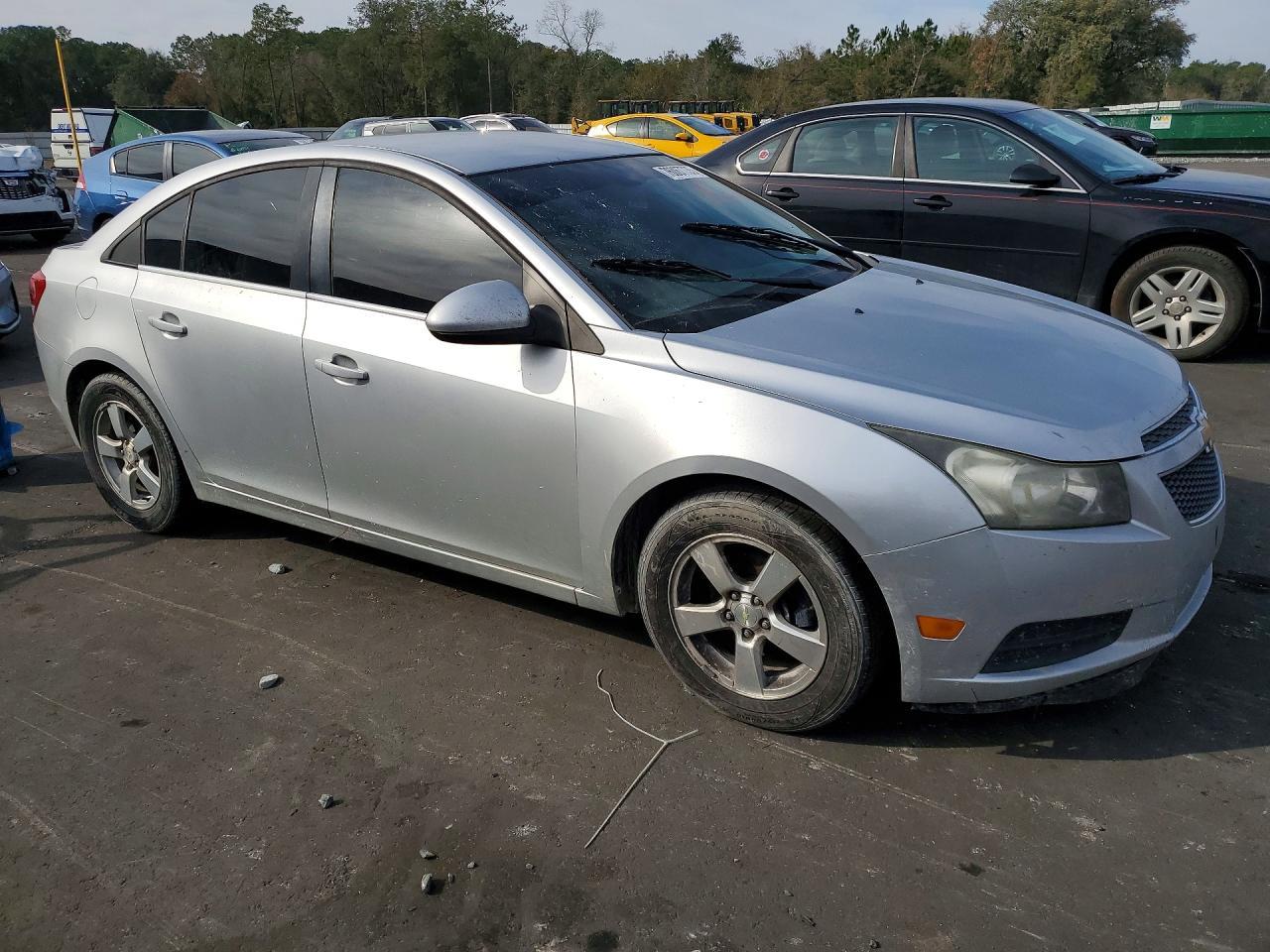 2012 Chevrolet Cruze Lt - Image 4