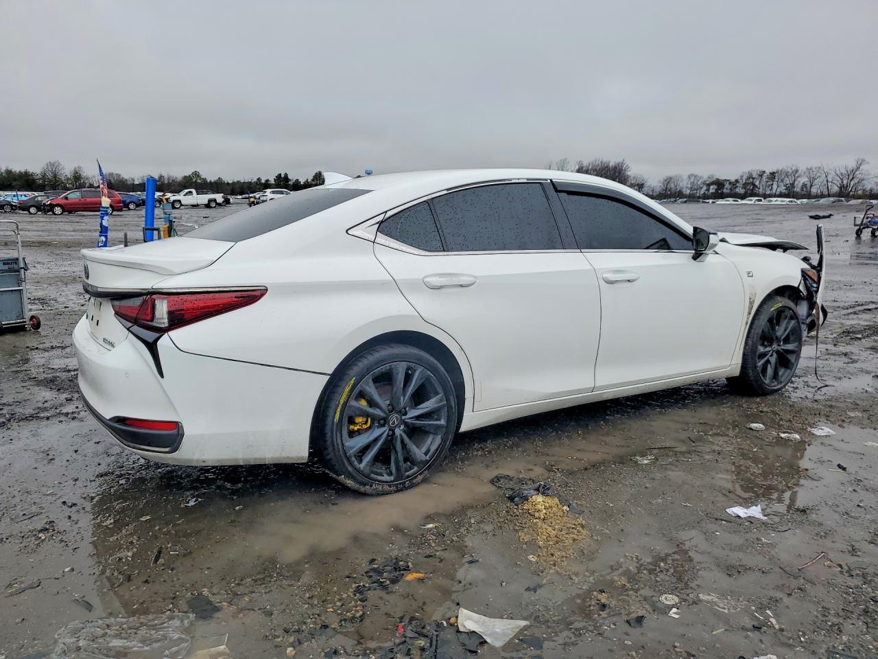 2023 Lexs Es 300H F Sport Handling - Фото 5