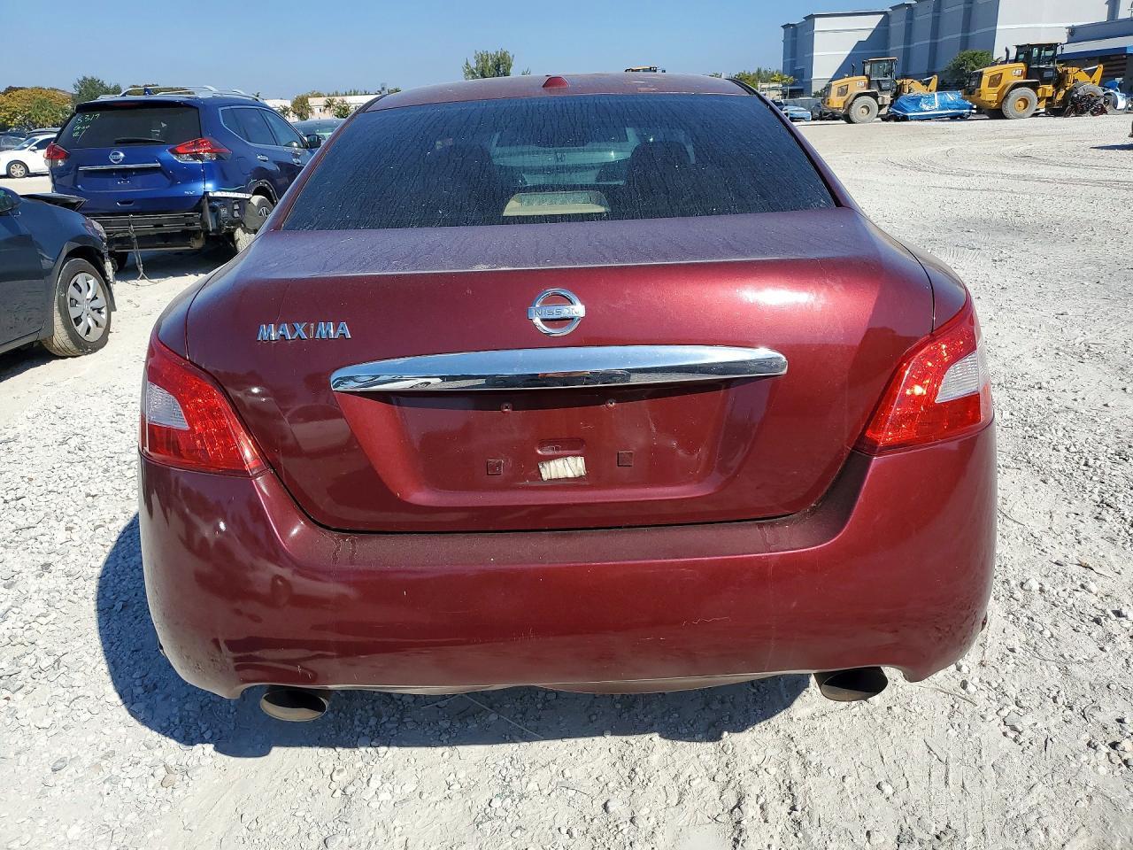 2010 Nissan Maxima S - Фото 6
